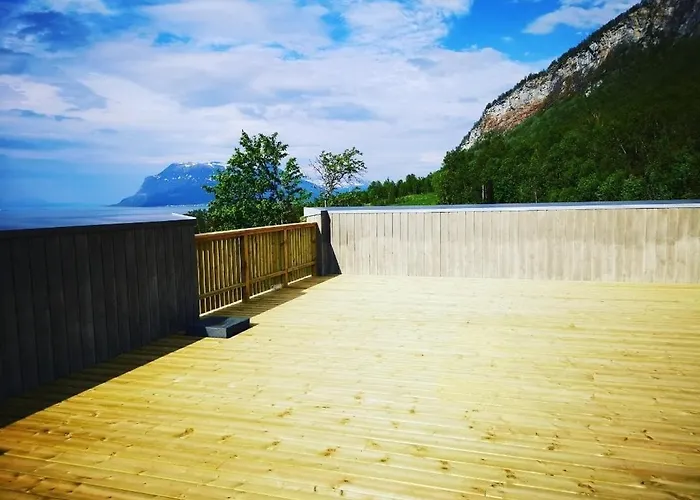 Modern House With Roof Terrace And Sea-view *