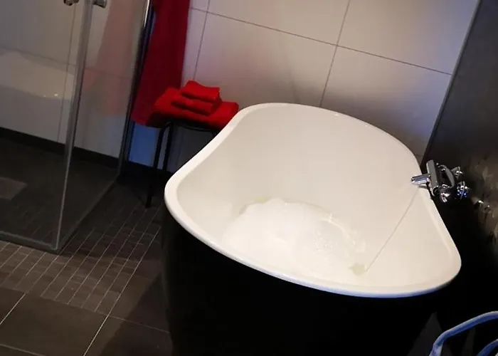 Вилла Modern House With Roof Terrace And Sea-view